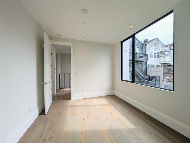 Building Photo - 2709 23rd St