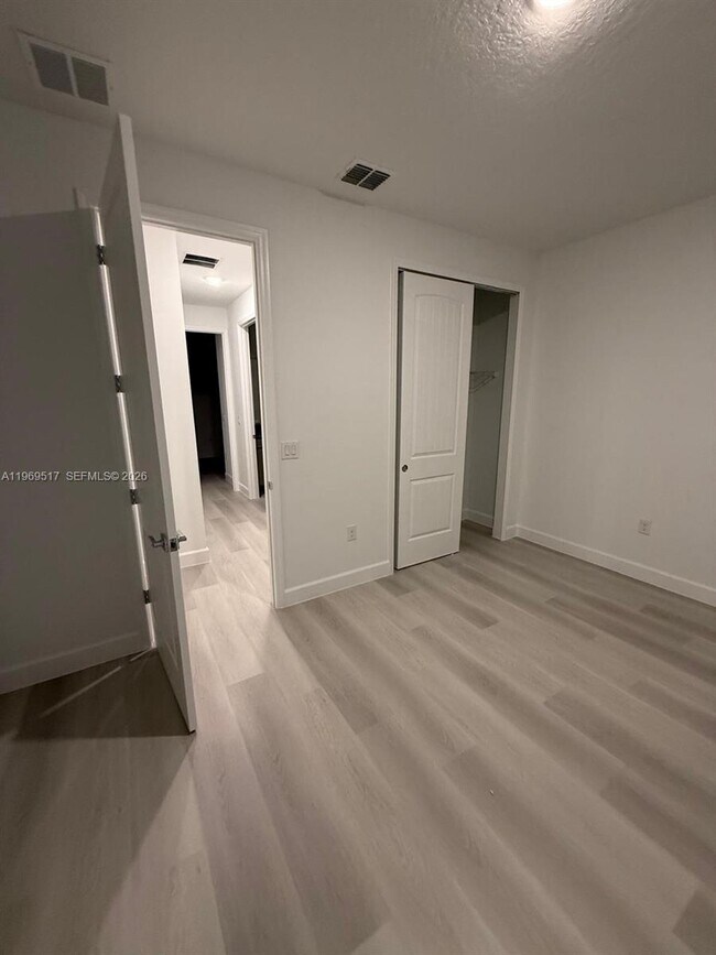 Building Photo - 1255 Wadsworth St SE