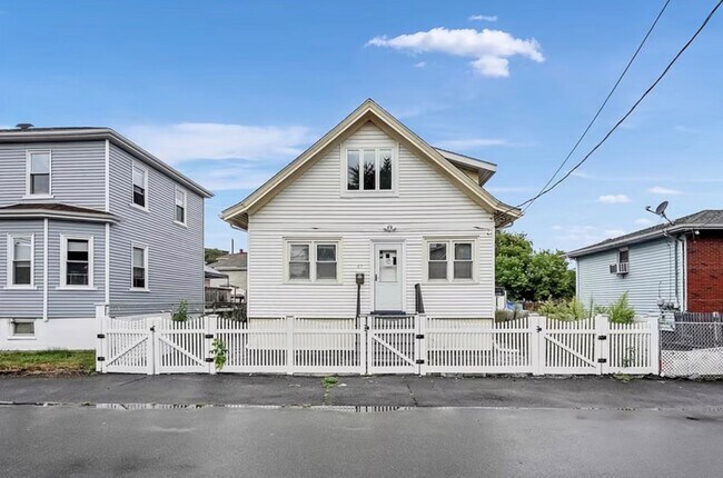 Building Photo - 67 Curtis Rd