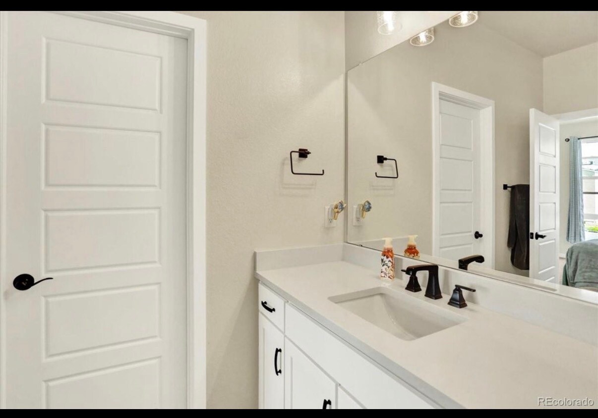 Building Photo - 11205 W 53rd Ln