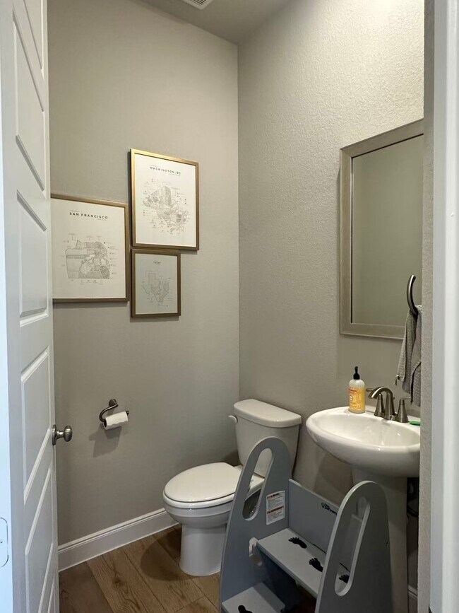 Building Photo - 8409 Soaring Sky Ln