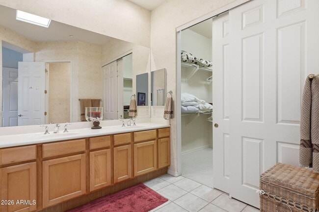 Building Photo - 7394 E Quien Sabe Way