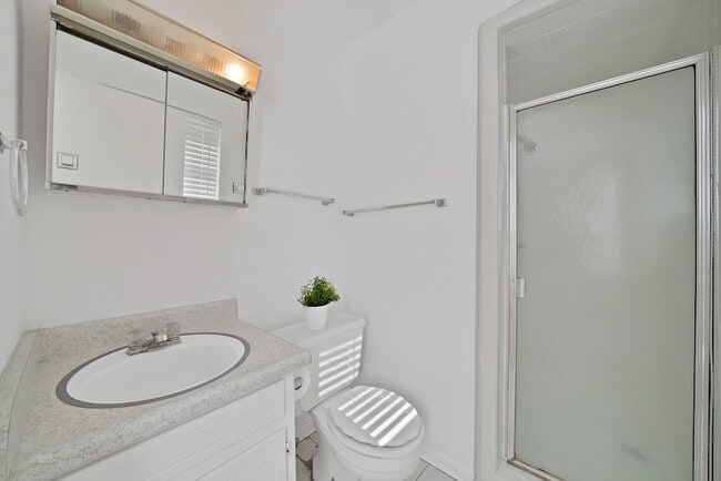 Building Photo - 6516 Perdido Dr