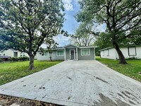 Building Photo - 3109 Danforth Memorial Dr