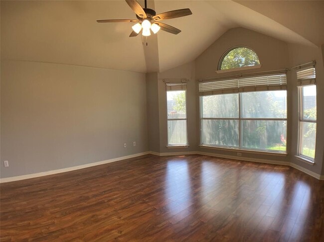 Building Photo - 4409 S Summercrest Loop