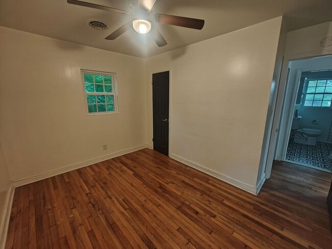 Building Photo - 3 bedroom home
