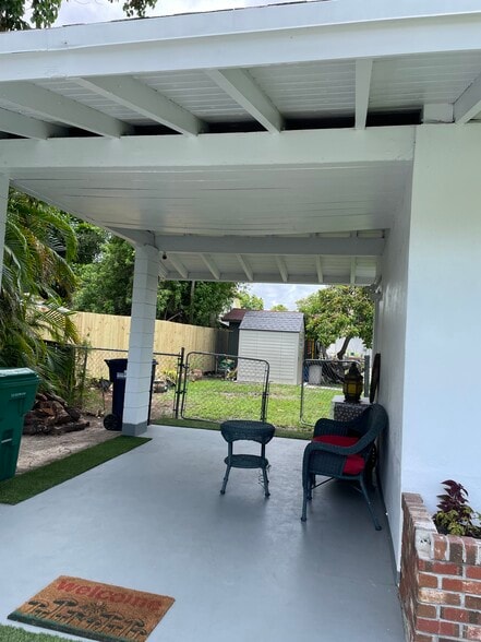 Building Photo - 17760 SW 112th Ct