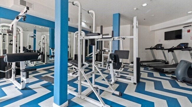 Building Photo - 135 S 500 W