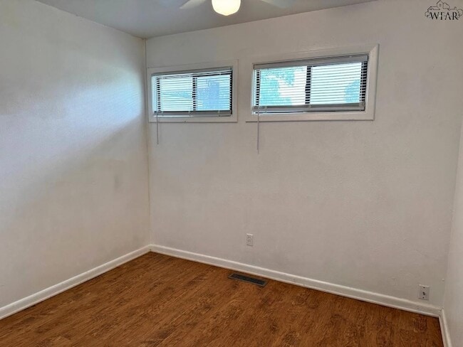 Building Photo - 4111 McGaha Ave