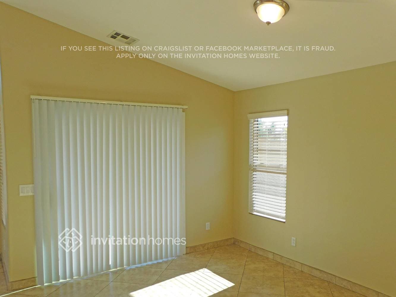 Building Photo - 14703 N 148th Ave