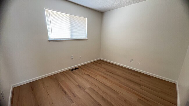 Building Photo - 2705 Rockwood Pl