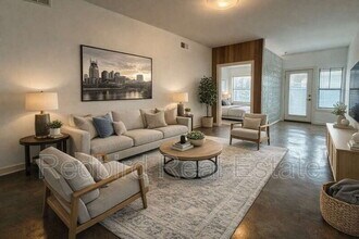 Building Photo - 1803 Broadway