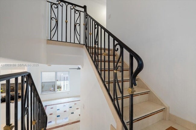 Building Photo - 4978 SW 35th Terrace