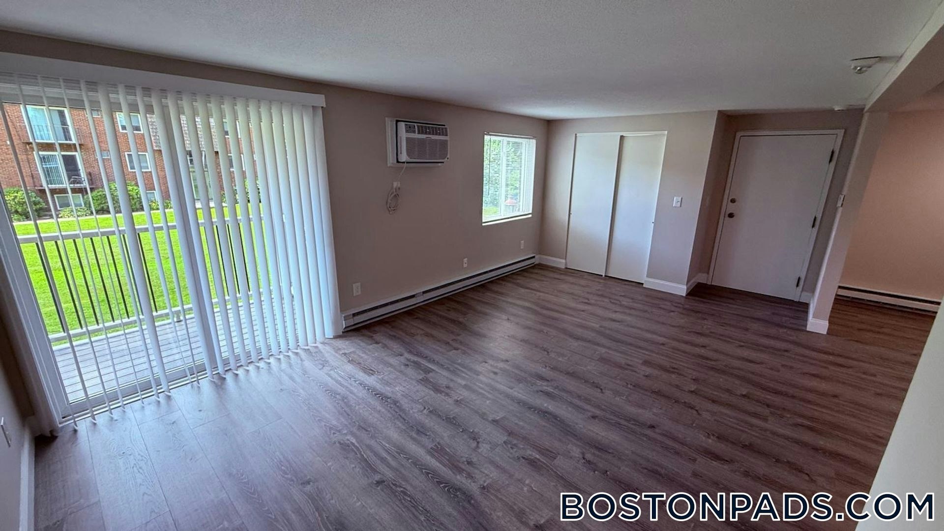 Building Photo - 310 Thompson Rd