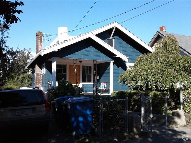 Building Photo - 349 15th Ave