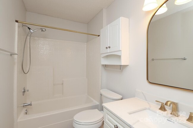 Building Photo - 4263 Melrose Club Dr