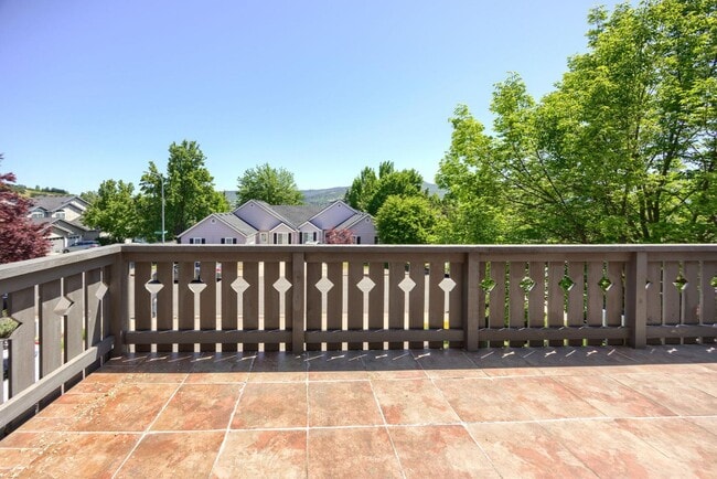 Building Photo - 1512-1514 Hartell Street - 1514 Hartell