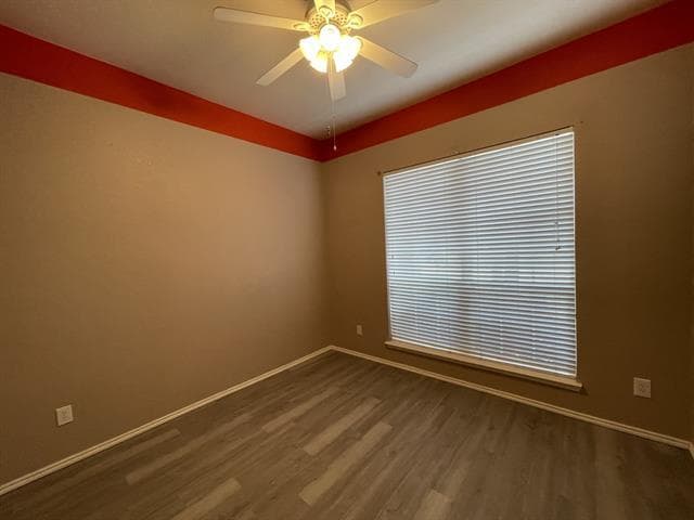 Building Photo - 2709 Logan Dr