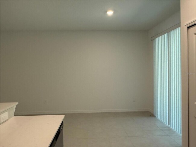 Building Photo - 10232 Trumpet Honeysuckle Wy