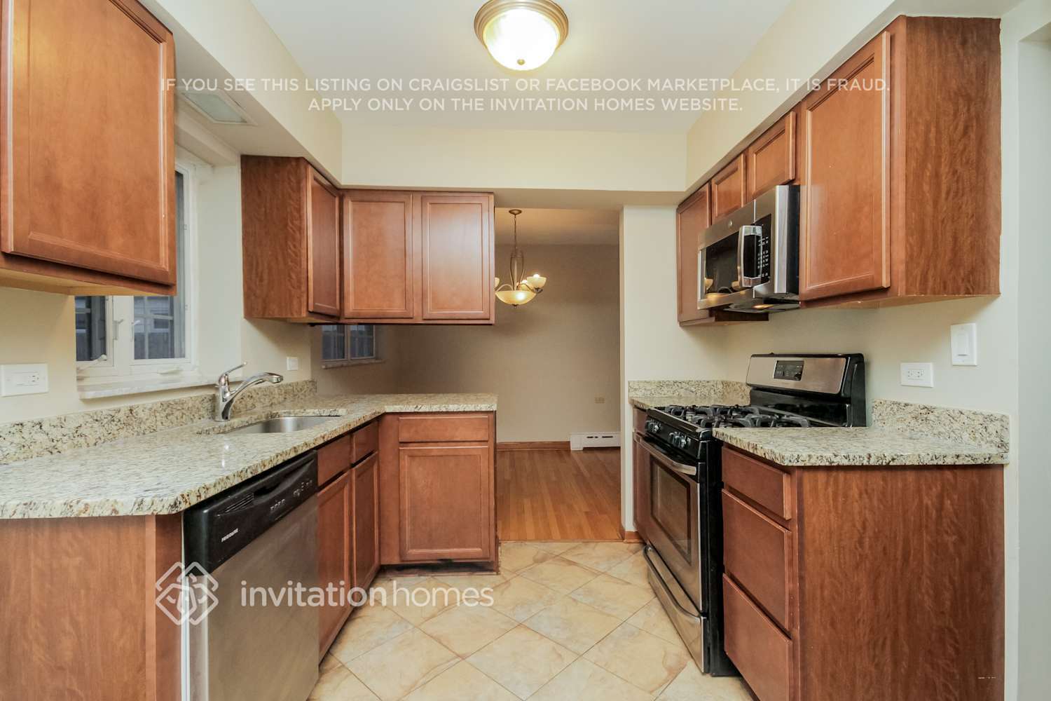 Building Photo - 129 E Central Ave