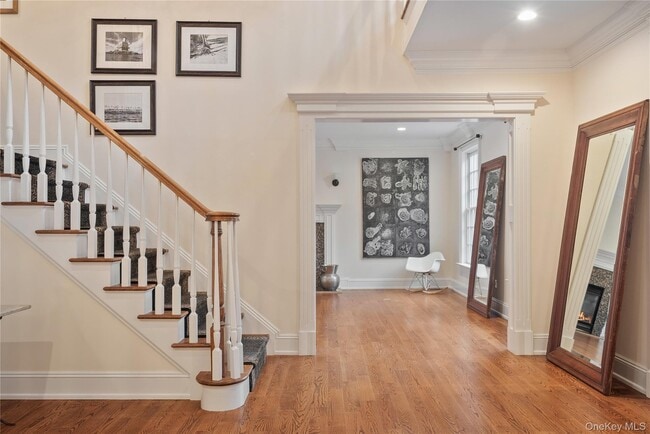 Building Photo - 11 Lost Nations Rd