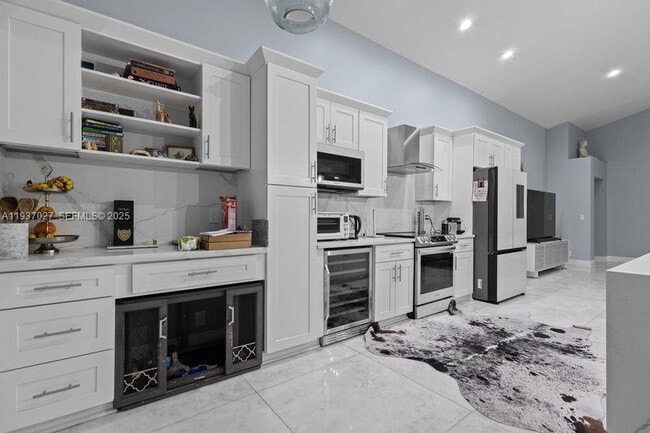 Building Photo - 6952 NW 27th Ct