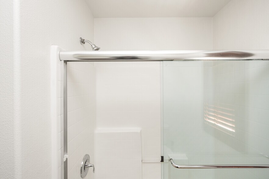 Building Photo - 89 Keepsake