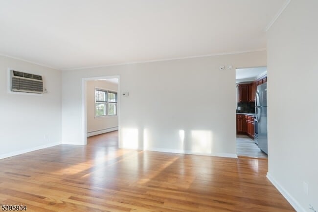 Building Photo - 118 Lexington Ave