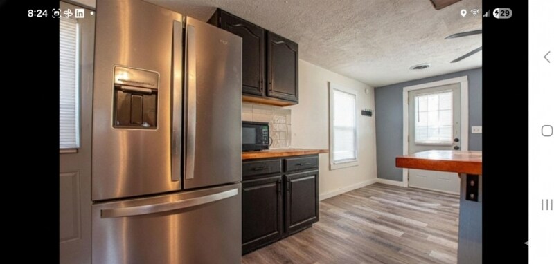 Building Photo - 1230 State St