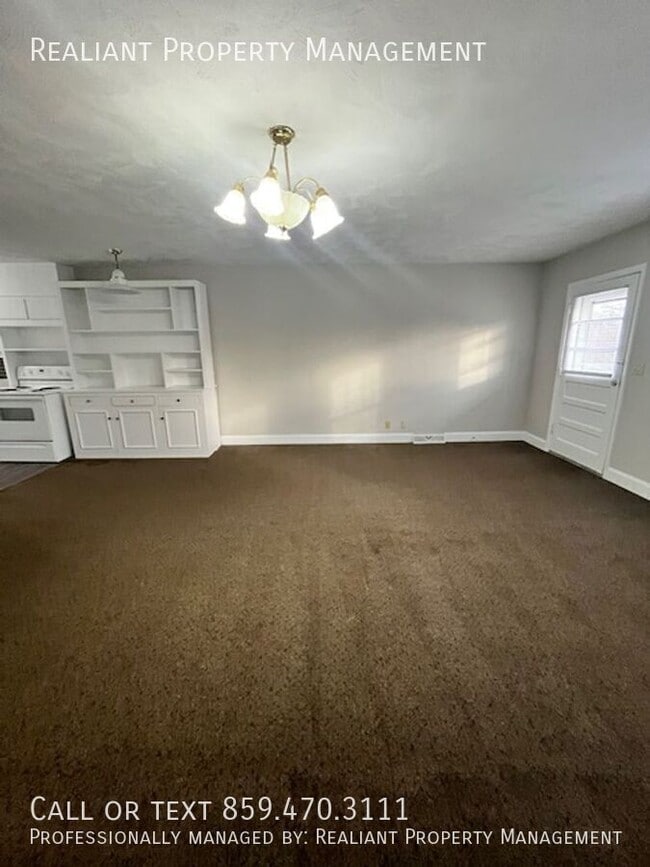 Building Photo - 508 W Main St