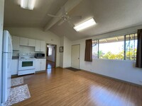 Building Photo - Clean, Spacious, and Large 1Bdrm 1Bath,   ...