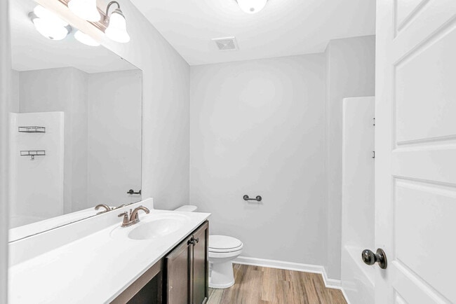 Building Photo - 601 Winfall Dr