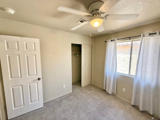Building Photo - 4452 S Agave Ave