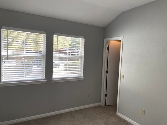 Building Photo - 13515 Demeter