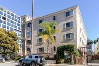 Building Photo - 1466 Tamarind Ave