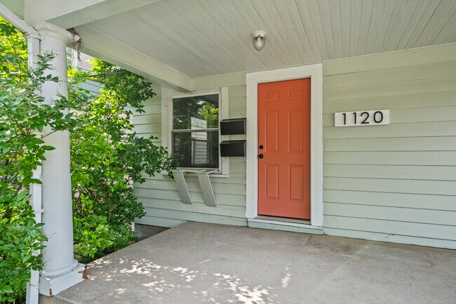 Building Photo - 1120 Fountain St NE