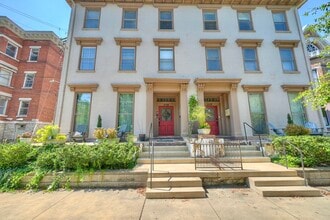 Building Photo - 519 Greenup St