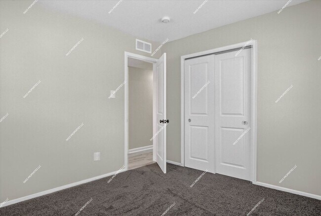 Building Photo - 28555 Stuart Ave