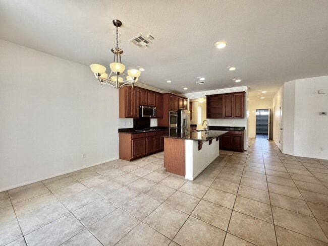 Building Photo - 10037 White Mulberry Dr