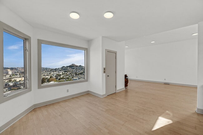 Building Photo - 50 Laidley St