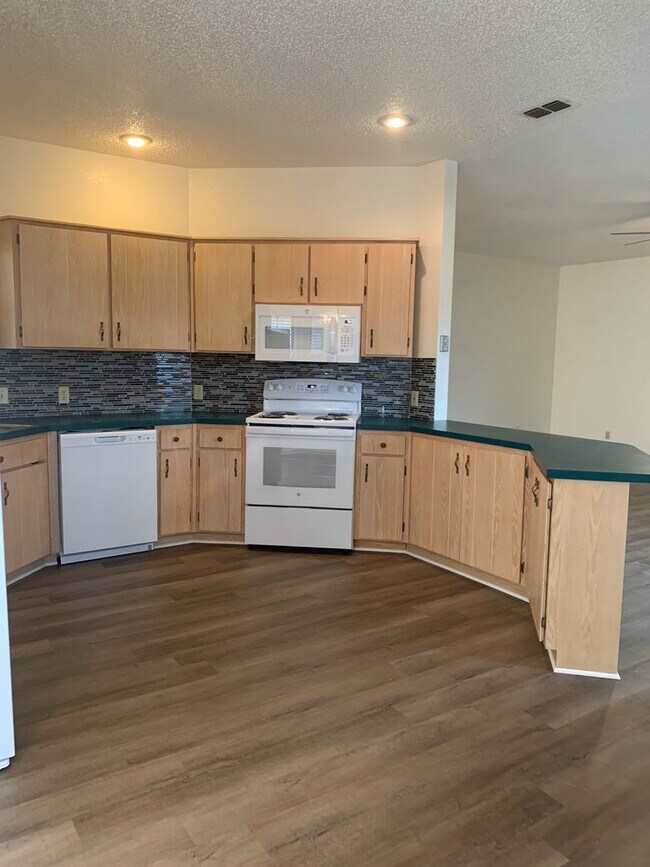 Building Photo - 2305 Newman Clovis NM