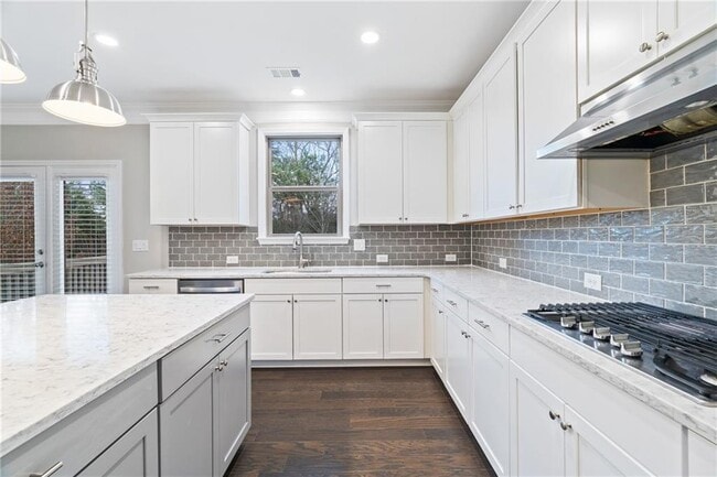 Building Photo - 123 Marlow Dr