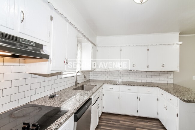 Building Photo - 2517 SW 67th St