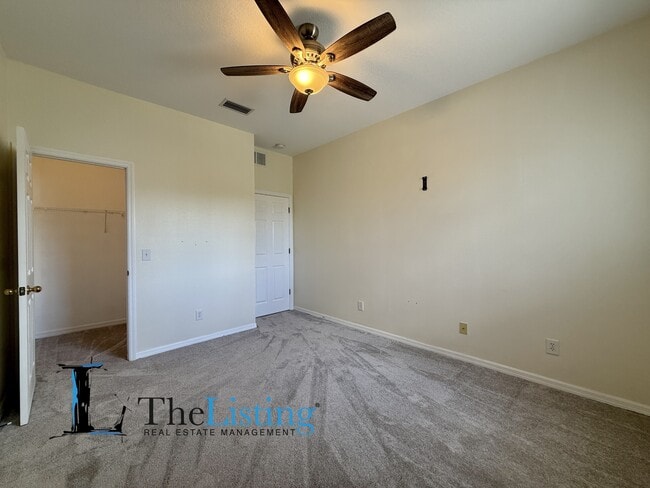 Building Photo - 4052 Alan Dr