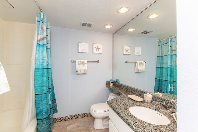 Building Photo - SUNSET SHORES, WAIALUA BEACHFRONT.