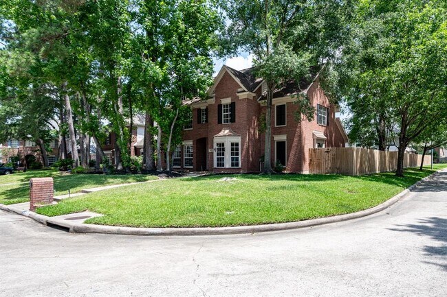 Building Photo - 4515 Tall Ridge Ct