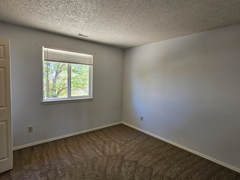 Building Photo - 1855 Zebulon Dr