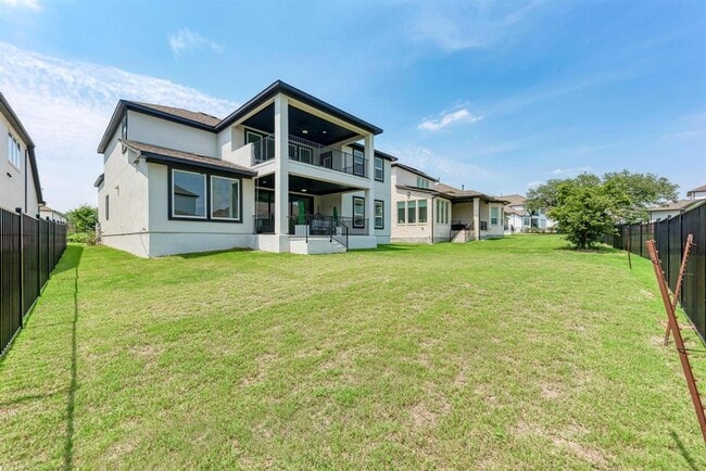 Building Photo - 5028 Olimpico Wy