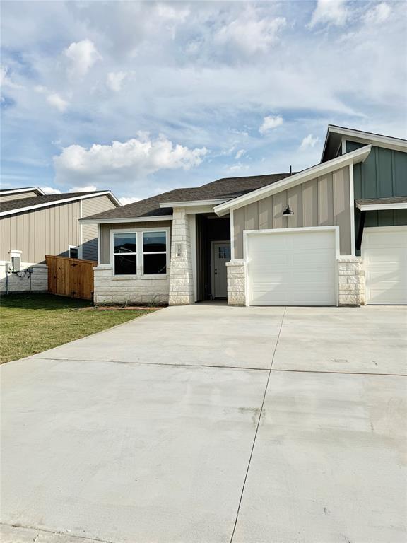 Building Photo - 104 Zayd Ct