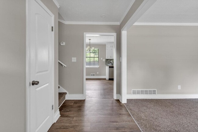 Building Photo - 8989 Teal Ln